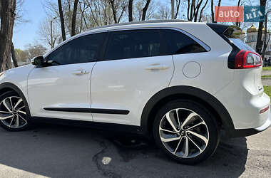 Внедорожник / Кроссовер Kia Niro 2018 в 