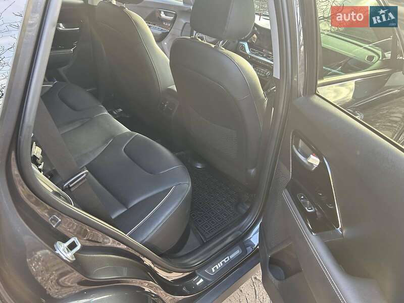 Позашляховик / Кросовер Kia Niro 2020 в Тернополі