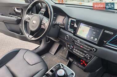 Позашляховик / Кросовер Kia Niro 2019 в 