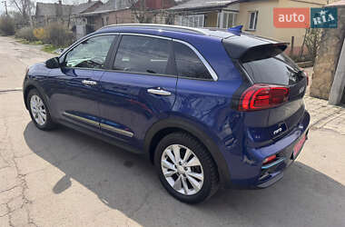 Внедорожник / Кроссовер Kia Niro 2021 в 
