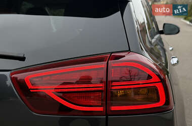 Внедорожник / Кроссовер Kia Niro 2021 в 