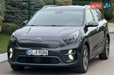 Внедорожник / Кроссовер Kia Niro 2021 в 