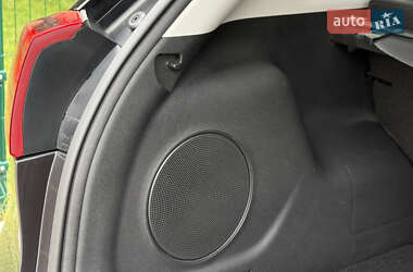 Внедорожник / Кроссовер Kia Niro 2021 в 