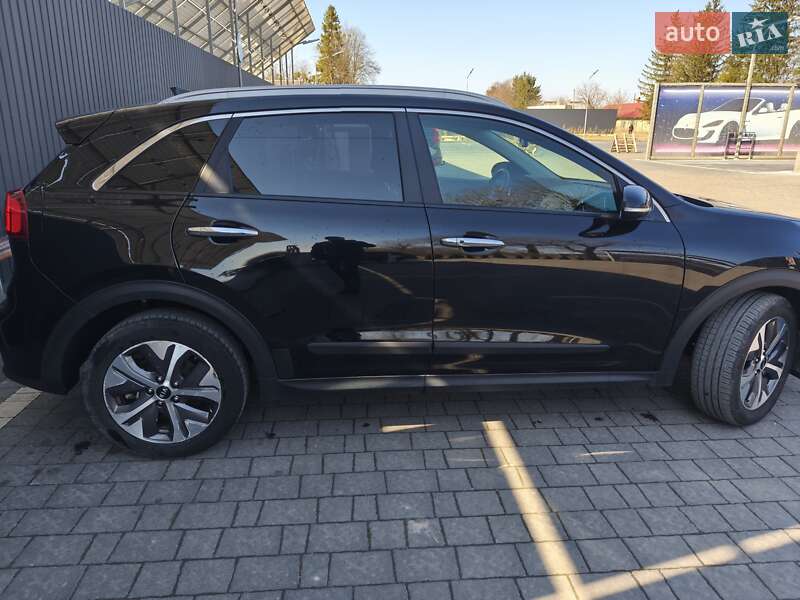 Позашляховик / Кросовер Kia Niro 2020 в Самборі