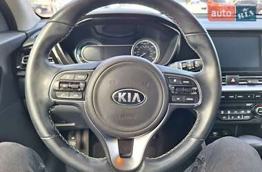 Внедорожник / Кроссовер Kia Niro 2020 в 