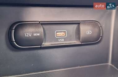 Внедорожник / Кроссовер Kia Niro 2020 в 