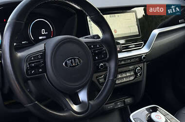 Внедорожник / Кроссовер Kia Niro 2021 в 