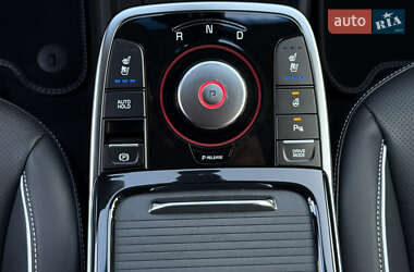 Внедорожник / Кроссовер Kia Niro 2021 в 