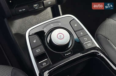 Внедорожник / Кроссовер Kia Niro 2021 в 
