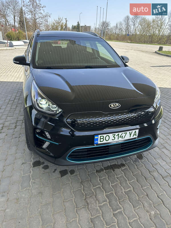 Внедорожник / Кроссовер Kia Niro 2019 в Подгайцах