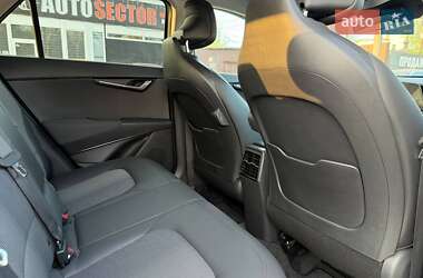 Позашляховик / Кросовер Kia Niro 2022 в 