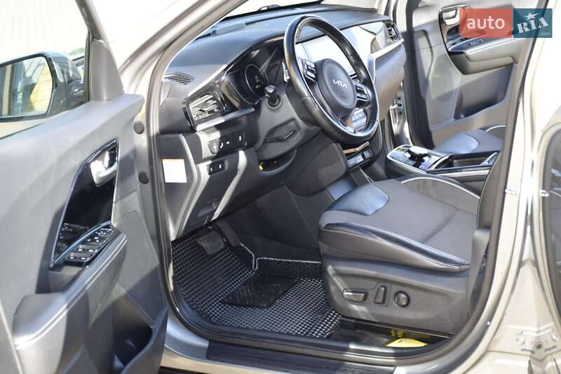 Внедорожник / Кроссовер Kia Niro 2022 в Ровно