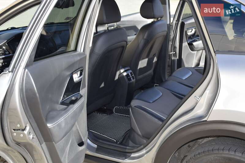 Внедорожник / Кроссовер Kia Niro 2022 в Ровно