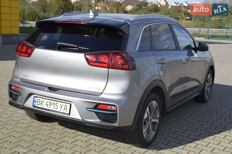 Внедорожник / Кроссовер Kia Niro 2022 в Ровно