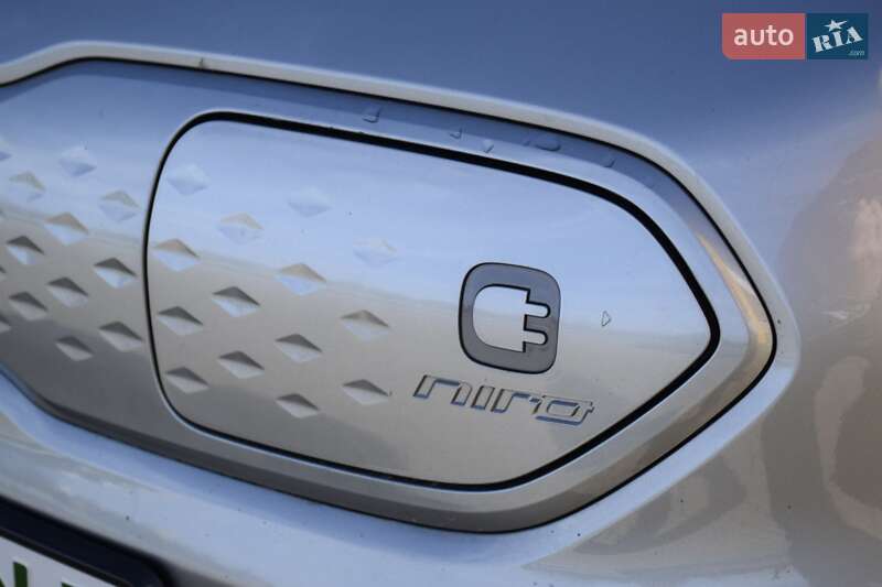Внедорожник / Кроссовер Kia Niro 2022 в Ровно