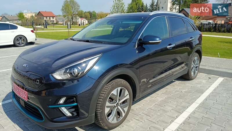 Позашляховик / Кросовер Kia Niro 2020 в Львові
