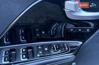 Позашляховик / Кросовер Kia Niro 2021 в 