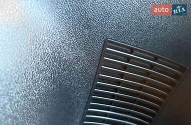 Позашляховик / Кросовер Kia Niro 2021 в 