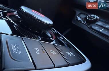 Позашляховик / Кросовер Kia Niro 2021 в 
