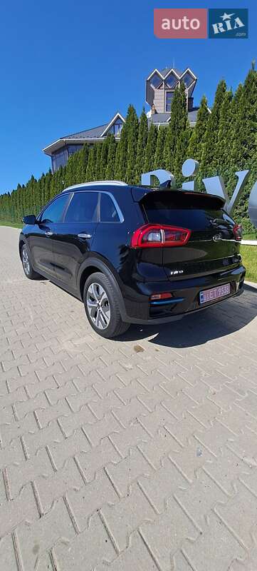 Внедорожник / Кроссовер Kia Niro 2019 в Черновцах