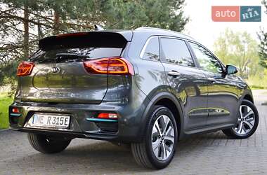 Позашляховик / Кросовер Kia Niro 2021 в 