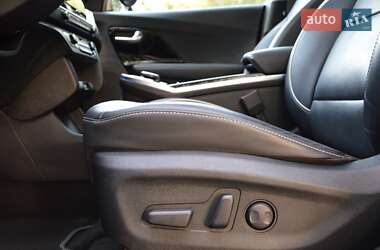 Позашляховик / Кросовер Kia Niro 2021 в 