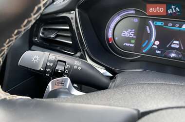 Внедорожник / Кроссовер Kia Niro 2021 в 