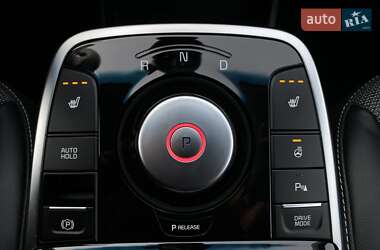 Внедорожник / Кроссовер Kia Niro 2021 в 