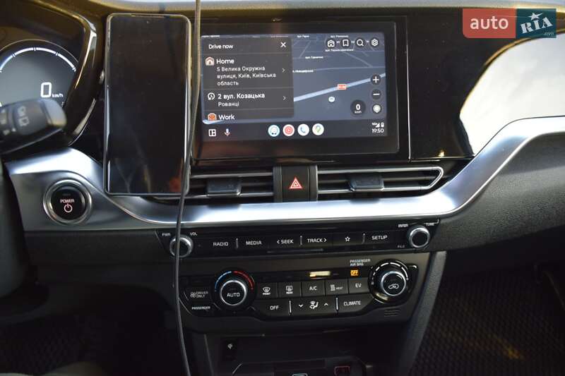 Внедорожник / Кроссовер Kia Niro 2022 в Ровно