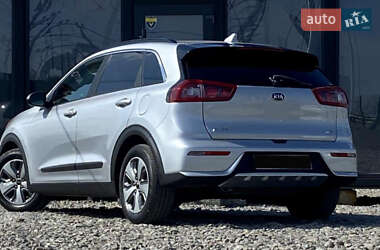 Внедорожник / Кроссовер Kia Niro 2018 в 