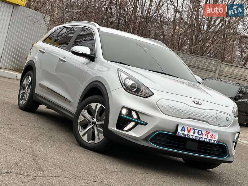 Позашляховик / Кросовер Kia Niro 2019 в Кривому Розі