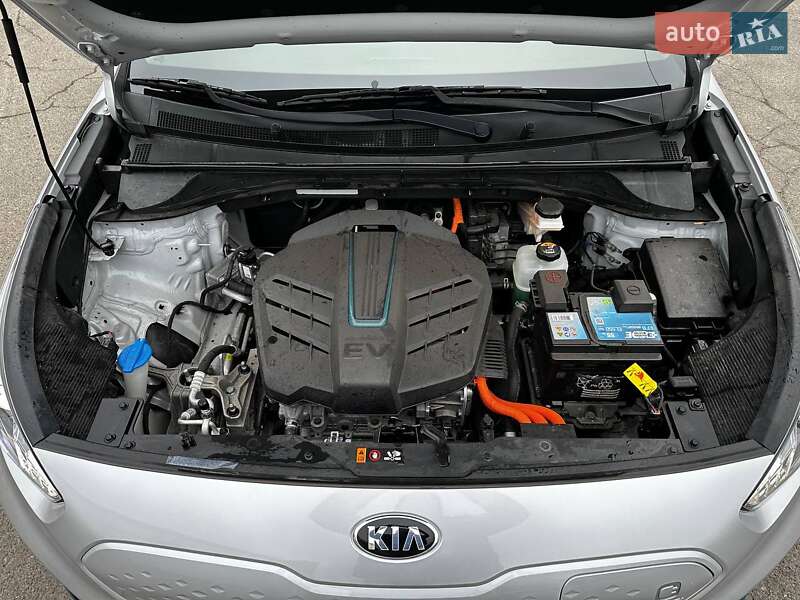 Позашляховик / Кросовер Kia Niro 2019 в Кривому Розі