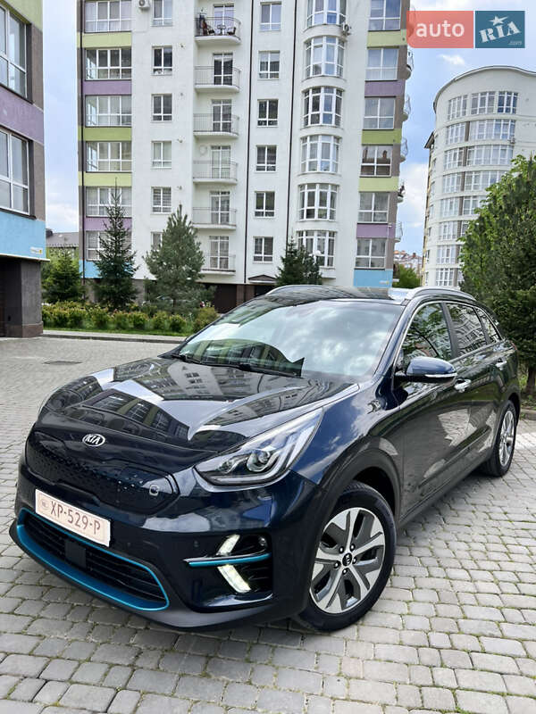 Позашляховик / Кросовер Kia Niro 2019 в 