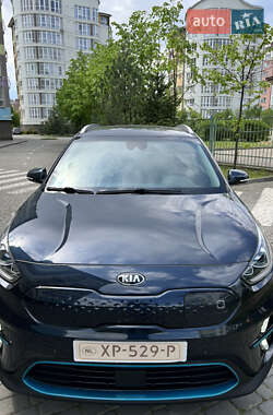 Позашляховик / Кросовер Kia Niro 2019 в 
