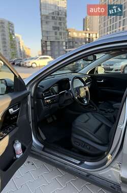 Внедорожник / Кроссовер Kia Niro 2022 в 