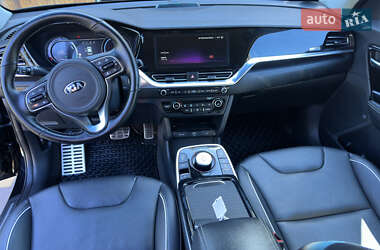 Позашляховик / Кросовер Kia Niro 2022 в 