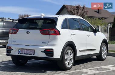 Позашляховик / Кросовер Kia Niro 2019 в 