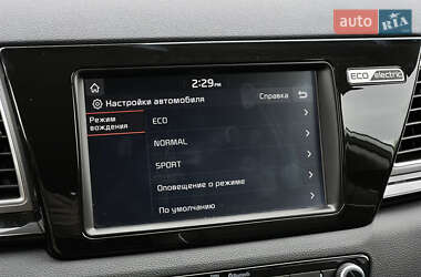 Внедорожник / Кроссовер Kia Niro 2020 в 