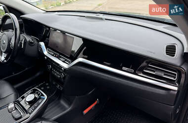 Позашляховик / Кросовер Kia Niro 2020 в 