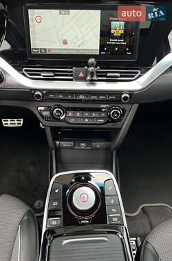 Позашляховик / Кросовер Kia Niro 2021 в 