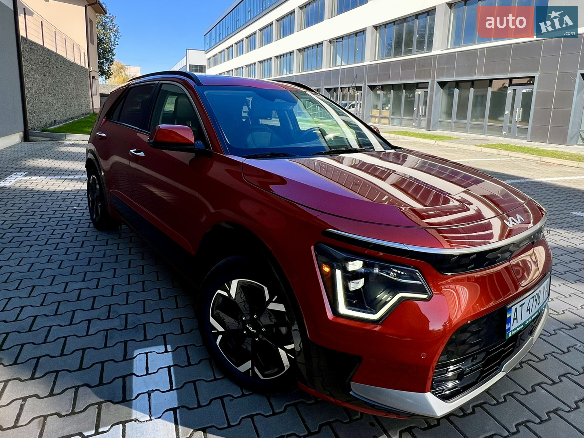 2023 Kia Niro - фото 1