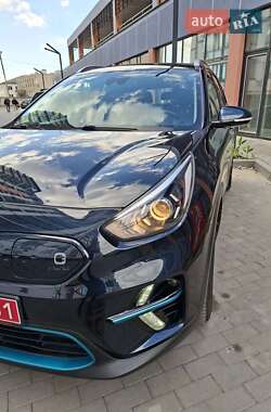 Внедорожник / Кроссовер Kia Niro 2020 в 