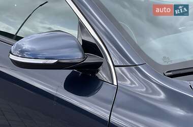 Позашляховик / Кросовер Kia Niro 2020 в 