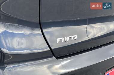 Позашляховик / Кросовер Kia Niro 2020 в 