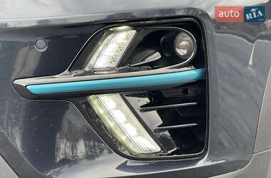 Позашляховик / Кросовер Kia Niro 2020 в 