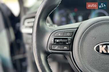 Позашляховик / Кросовер Kia Niro 2020 в 