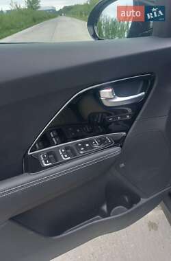 Внедорожник / Кроссовер Kia Niro 2020 в 