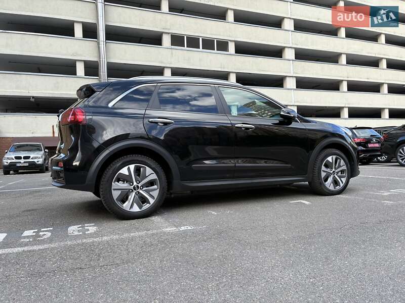 Внедорожник / Кроссовер Kia Niro 2020 в Киеве