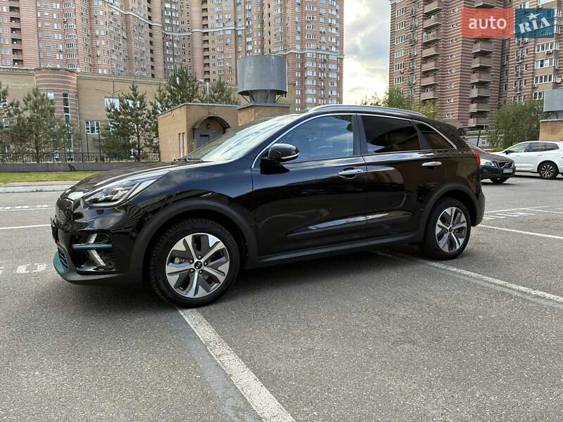 Внедорожник / Кроссовер Kia Niro 2020 в Киеве