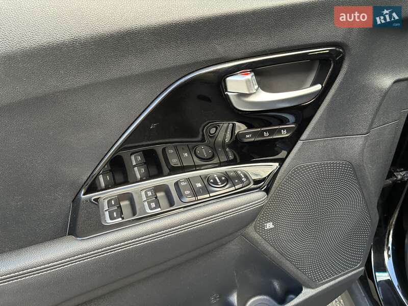 Внедорожник / Кроссовер Kia Niro 2020 в Киеве